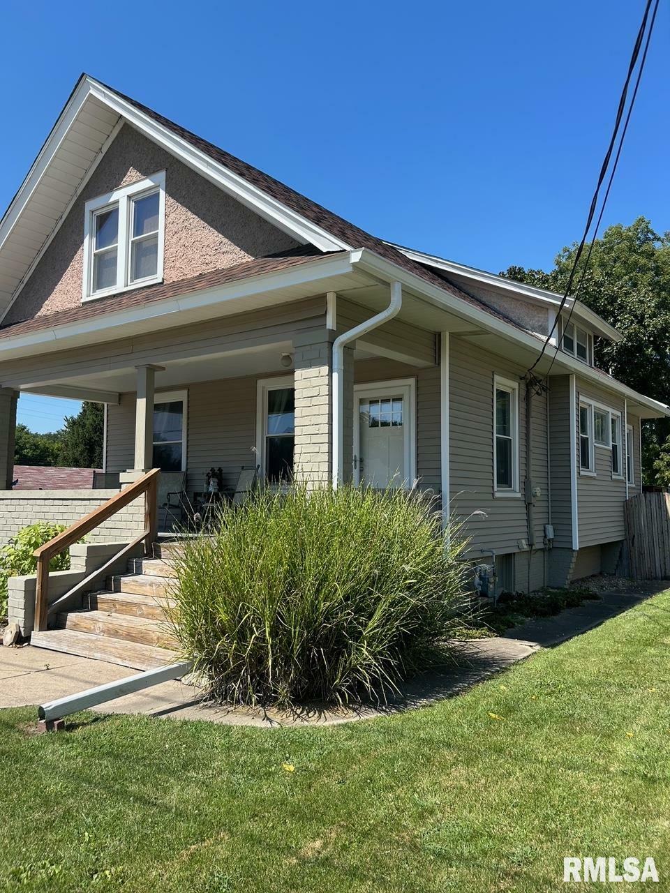 Property Photo:  135 W Fremont Street  IL 61401 