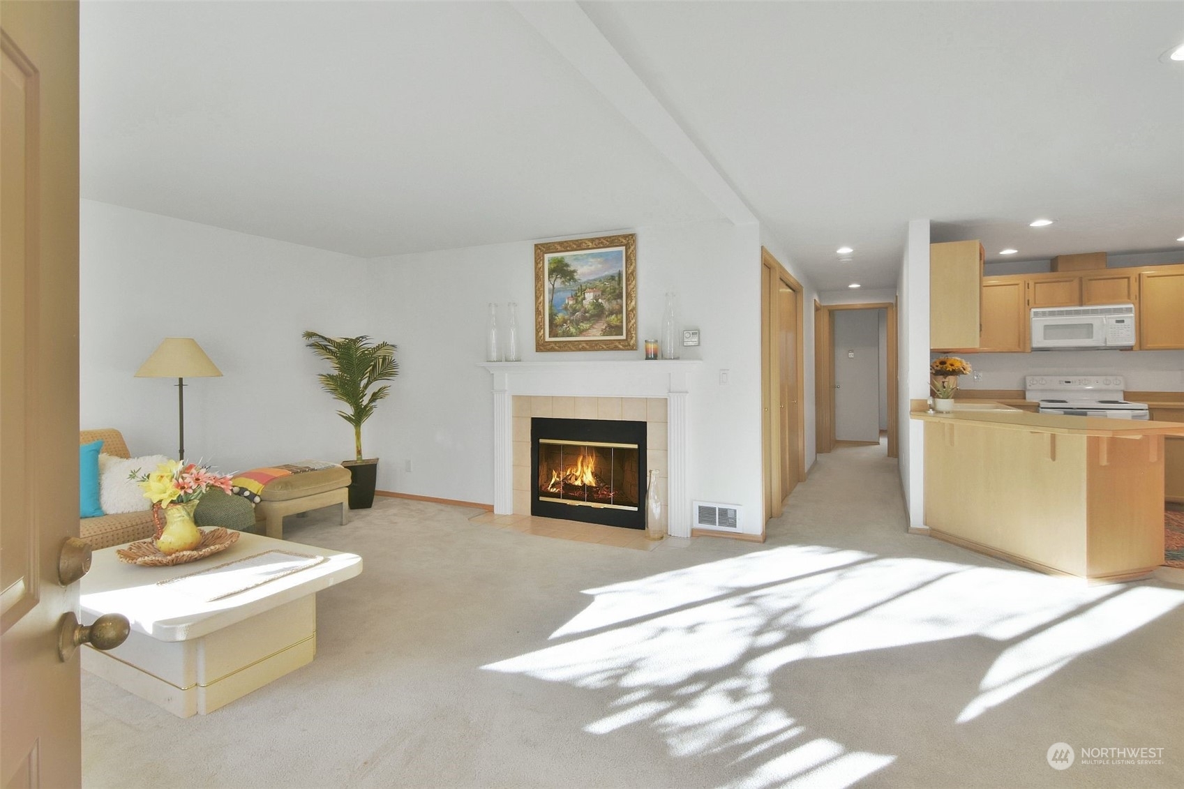 Property Photo:  430 3rd Avenue S A103  WA 98020 