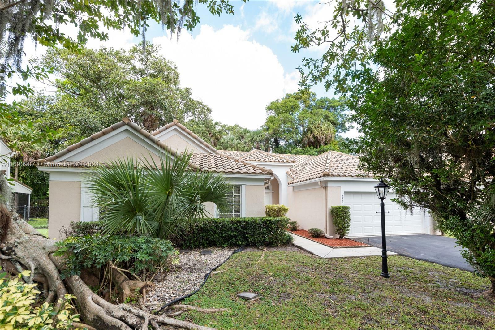 Property Photo:  3540 Mahogany Way  FL 33065 