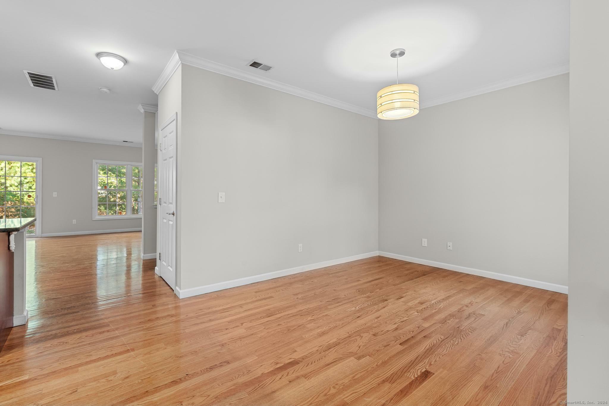 Property Photo:  17 Brighton Park Way 17  CT 06002 