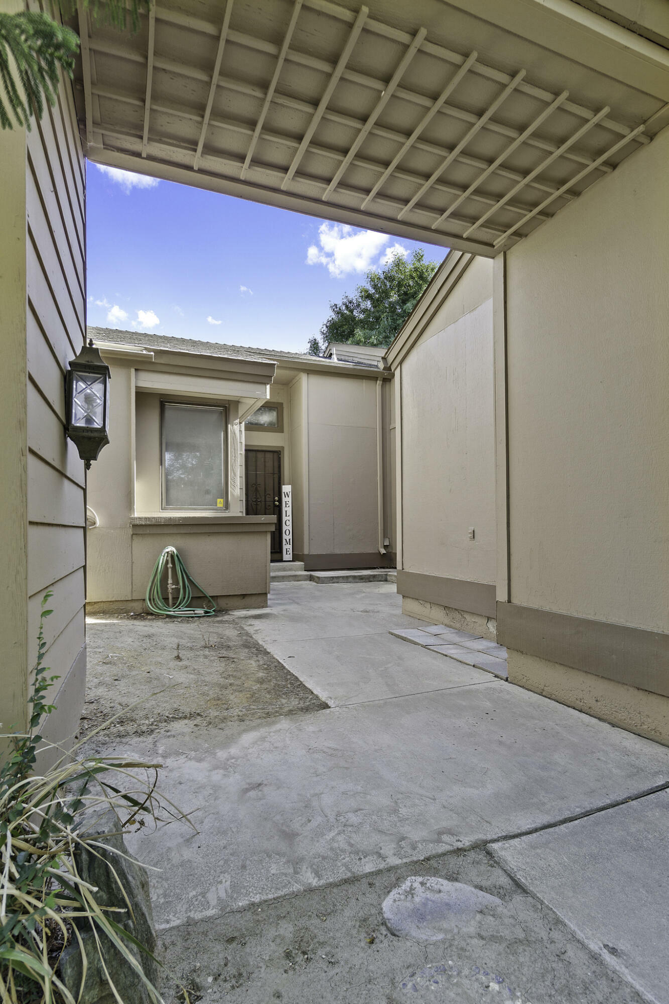 Property Photo:  4929 Westgate Court  CA 93277 