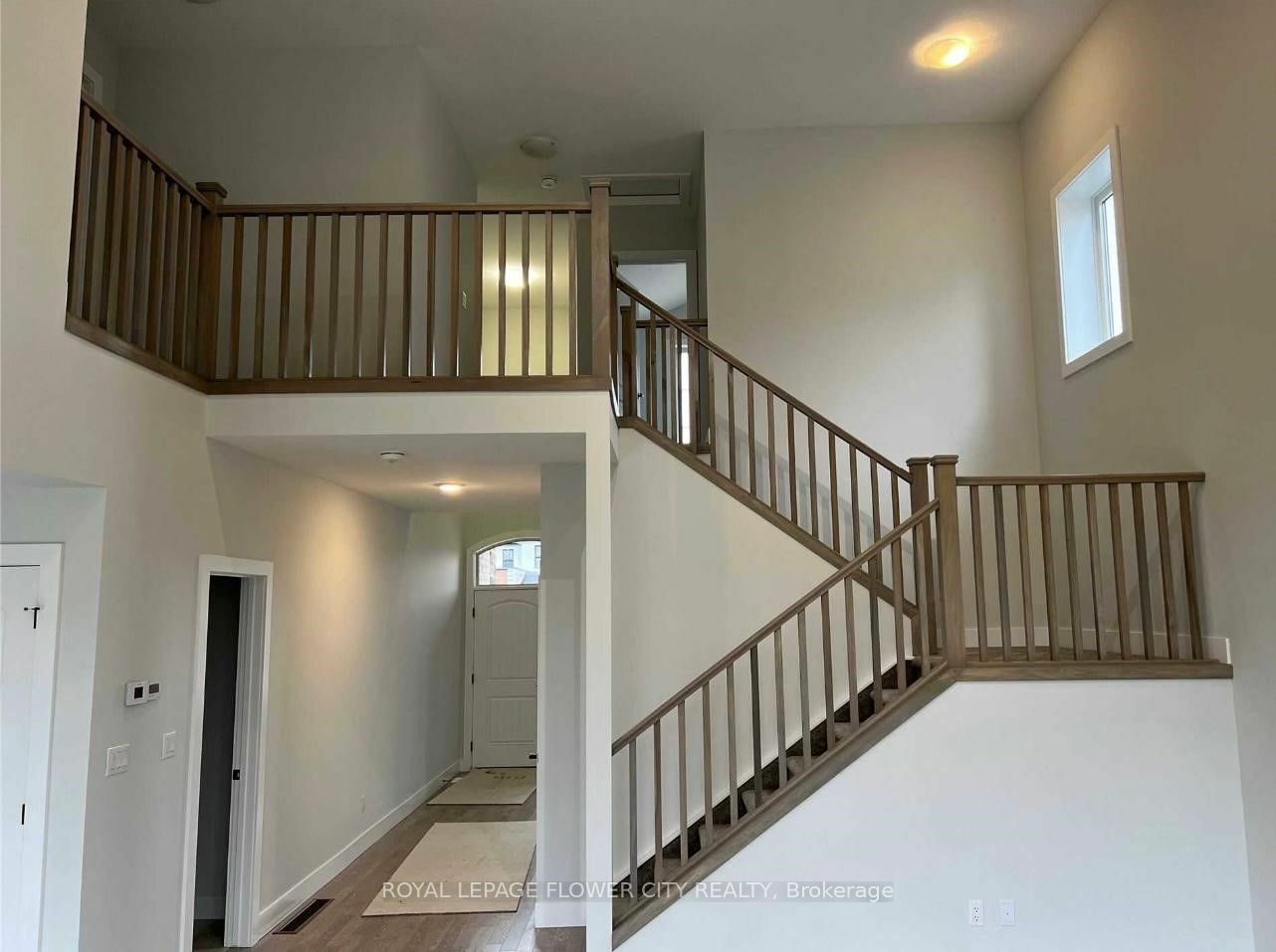 Property Photo: 62 Royal Crescent ON N5P 0G5
