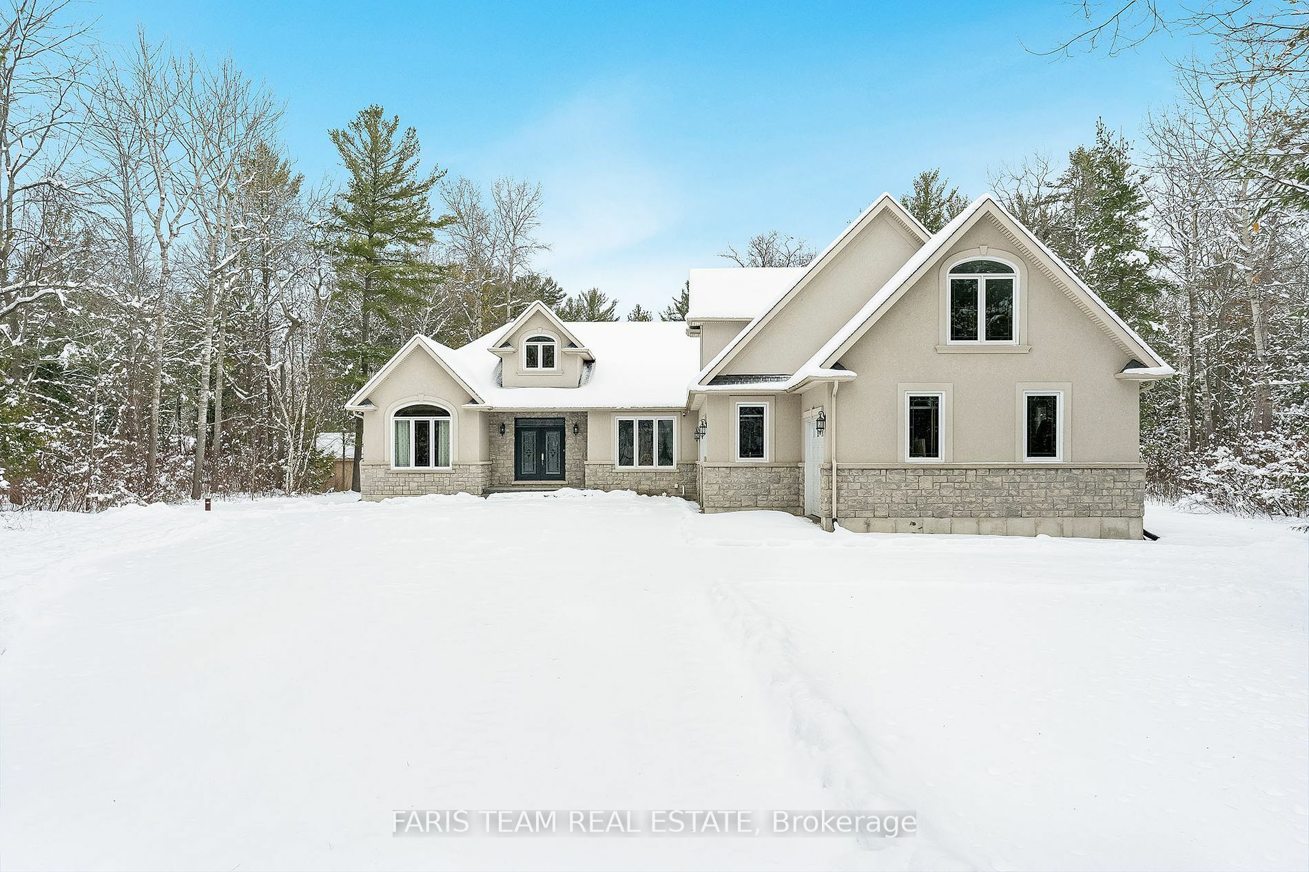 Property Photo:  138 Knox Rd E  ON L9Z 2T5 