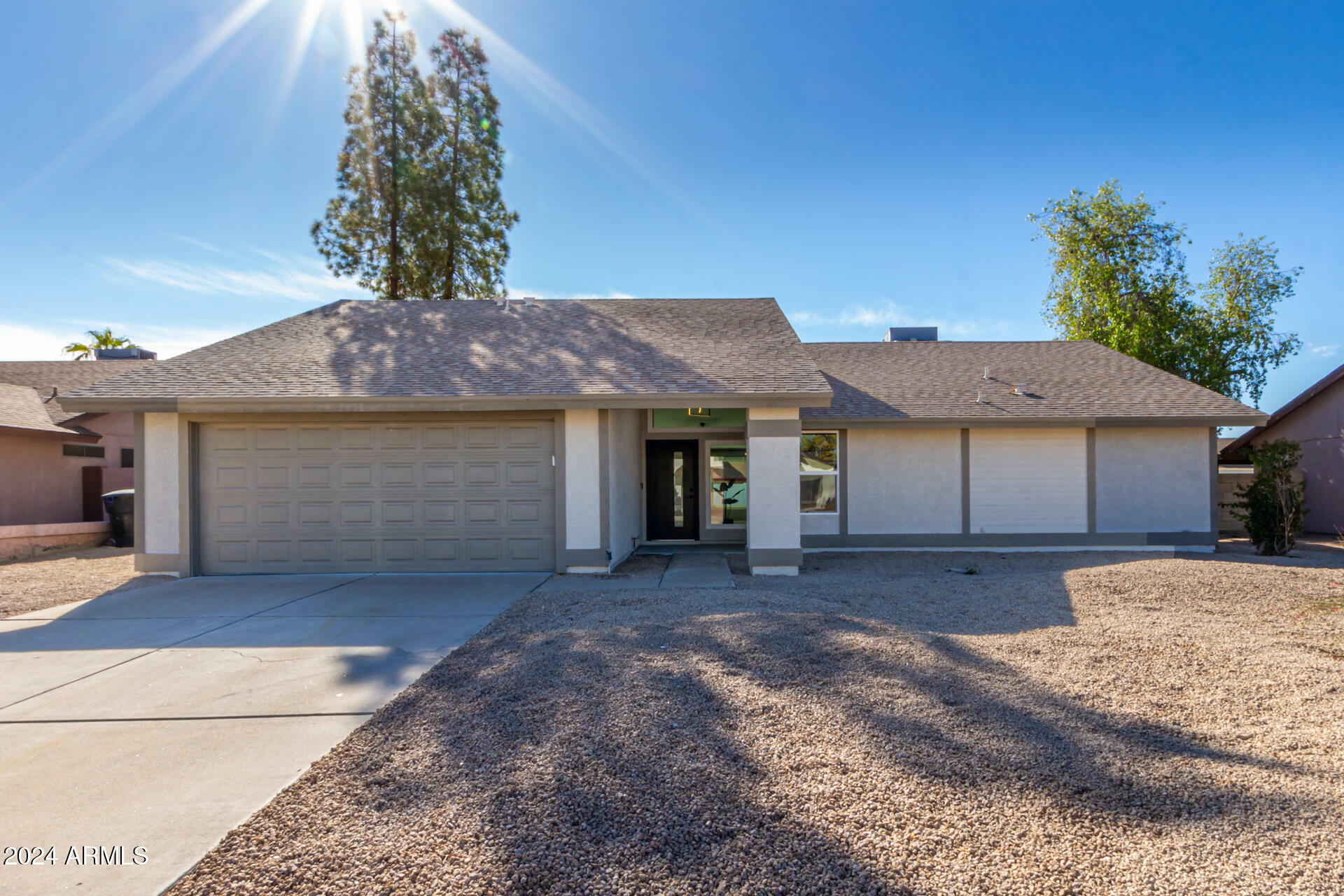 Property Photo:  7933 W Dreyfus Drive  AZ 85381 