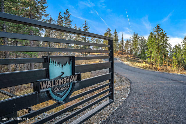 Property Photo:  Lot 2 Walkinshaw Ct  ID 83814 