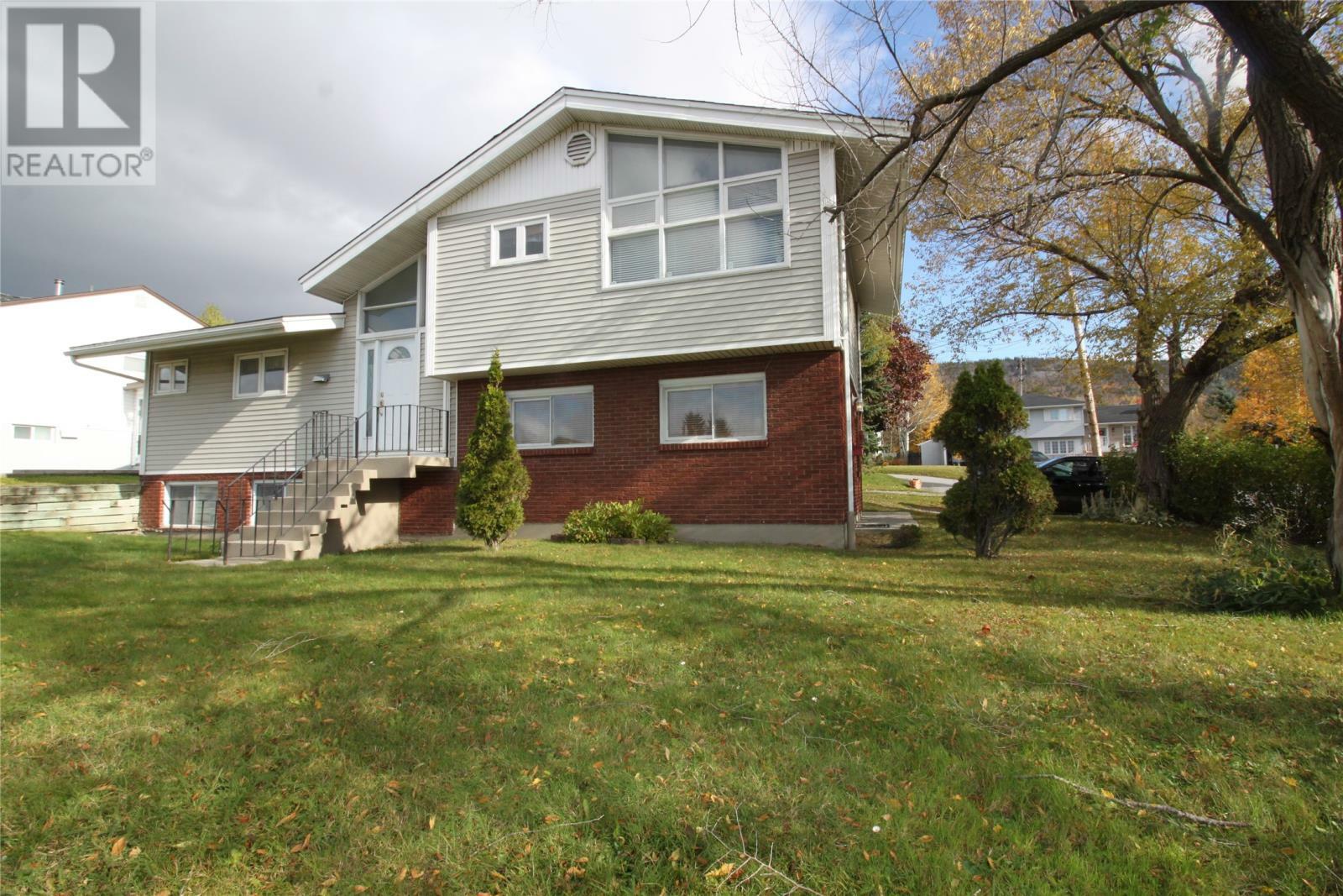 Property Photo:  106 Brookfield Avenue  NL A2H 2R8 