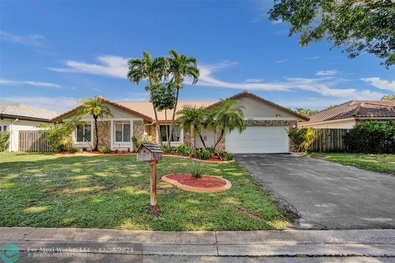 Property Photo:  5103 NW 66th Ln  FL 33067 