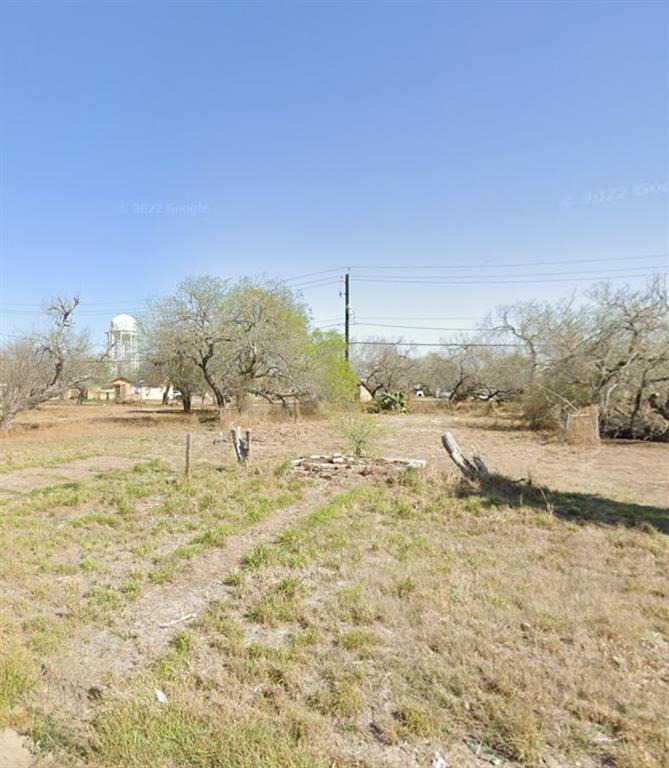 Property Photo:  600 W Fordyce Avenue  TX 78363 