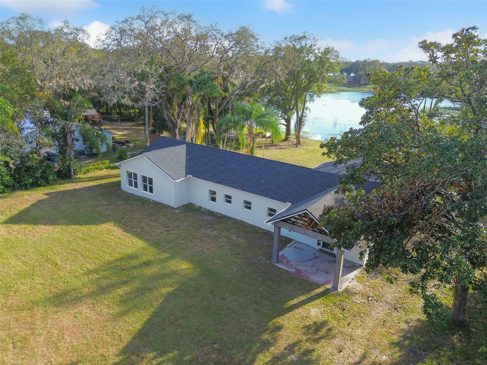 Property Photo:  16122 E Lake Burrell Drive  FL 33549 