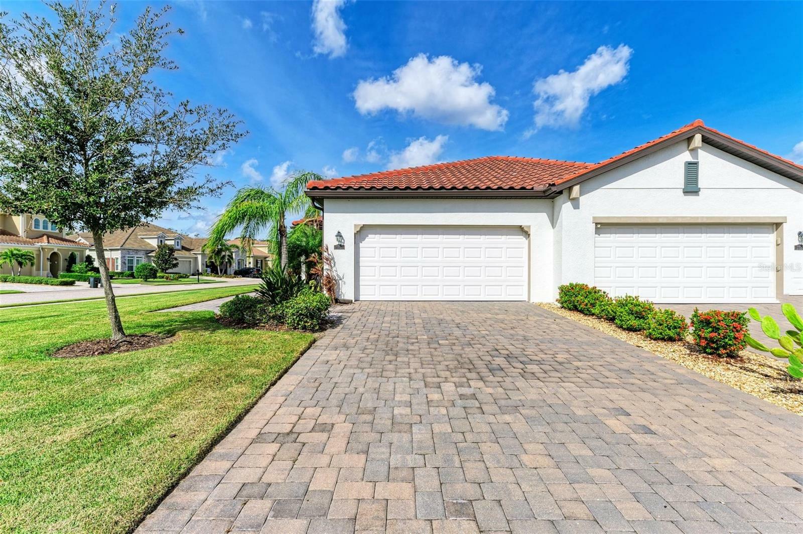 2324 Springhaven Lane  Bradenton FL 34211 photo