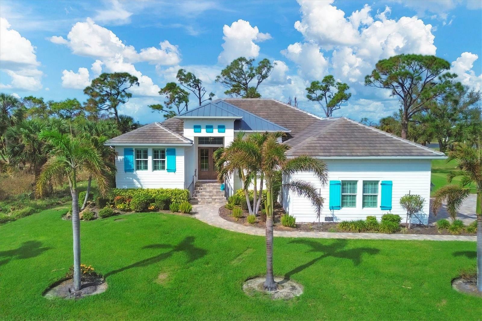 Property Photo:  4 Coral Creek Circle  FL 33946 