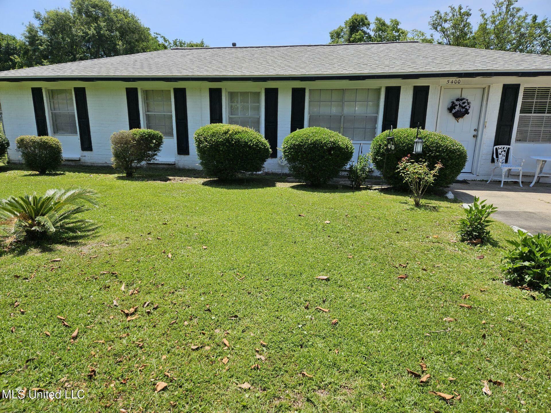 Property Photo:  5400 Arrowhead Drive  MS 39581 