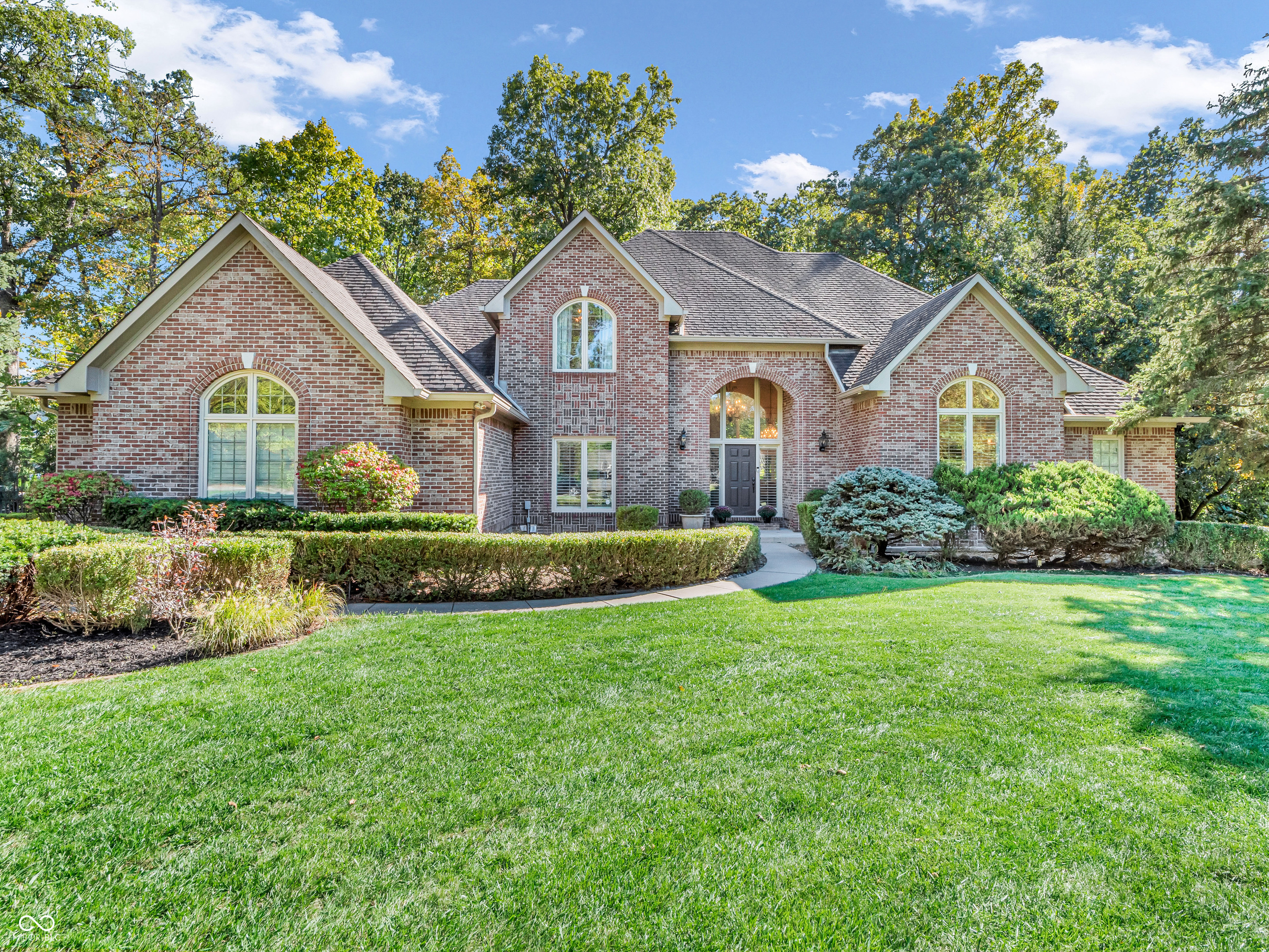 Property Photo:  8737 Lantern Forest Court  IN 46256 