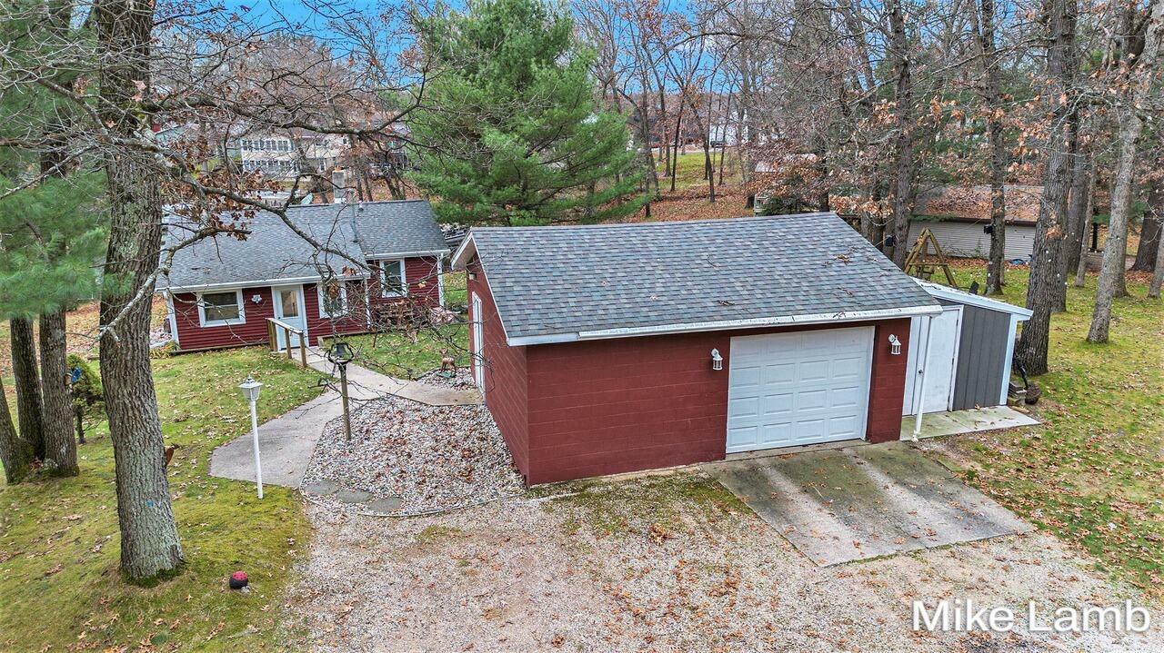 Property Photo:  1944 E Woodward Drive  MI 49337 