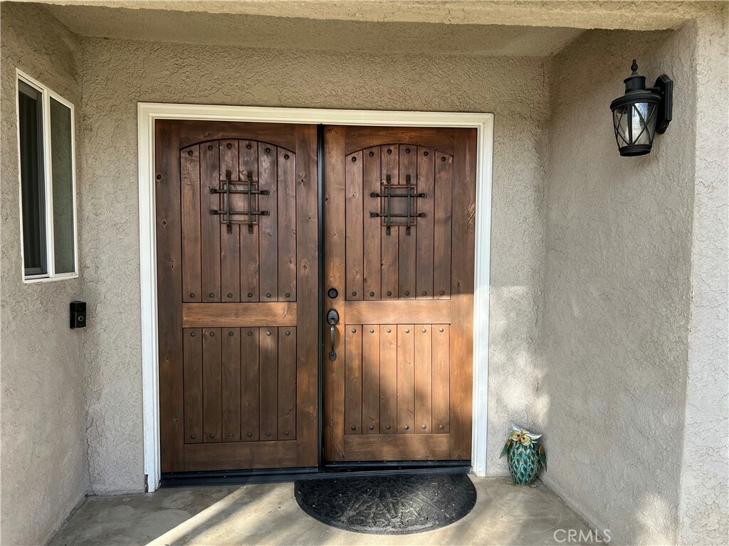 Property Photo: 1077 Pecan CA 93637