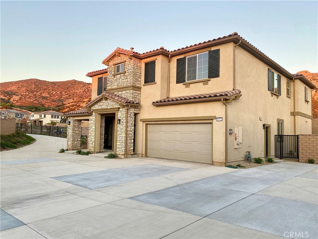 Property Photo:  6512 Canyon Oaks Drive  CA 93063 