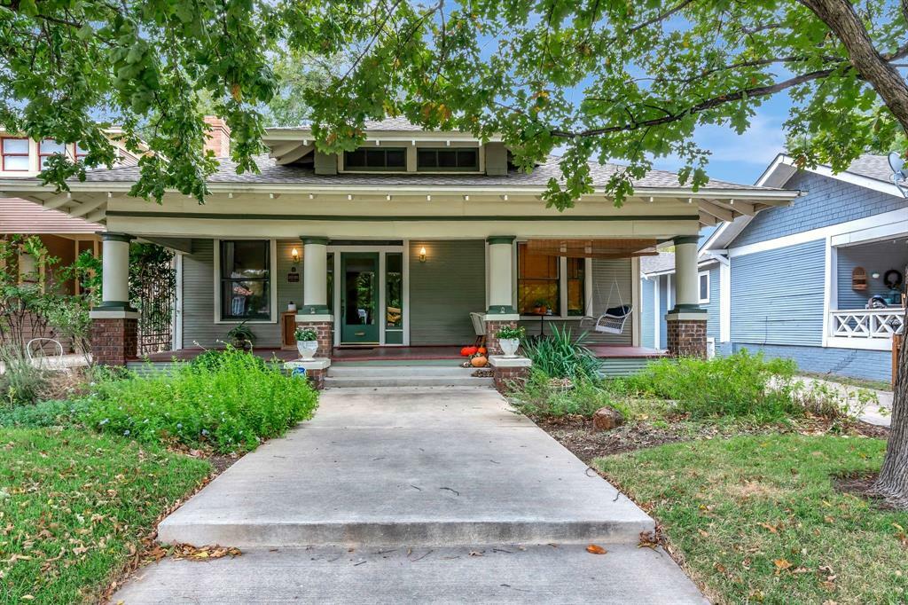 Property Photo:  1817 Fairmount Avenue  TX 76110 