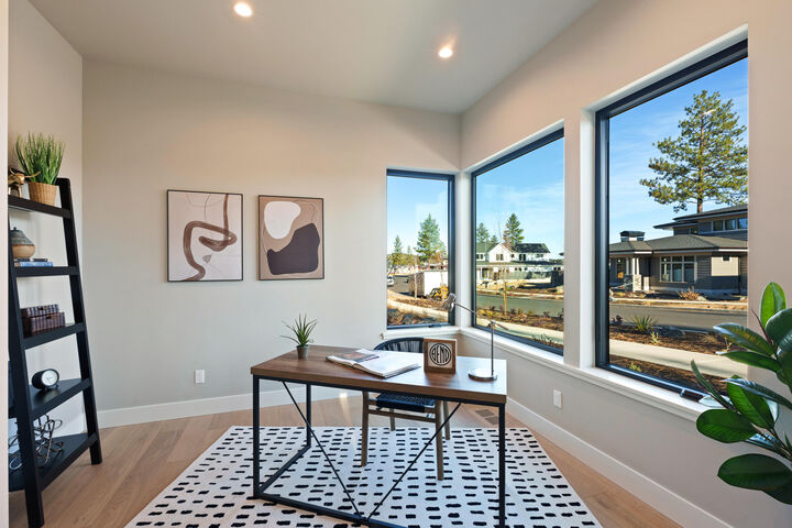 Property Photo: 3374 NW Leavitt Lane Lot 280 OR 97703