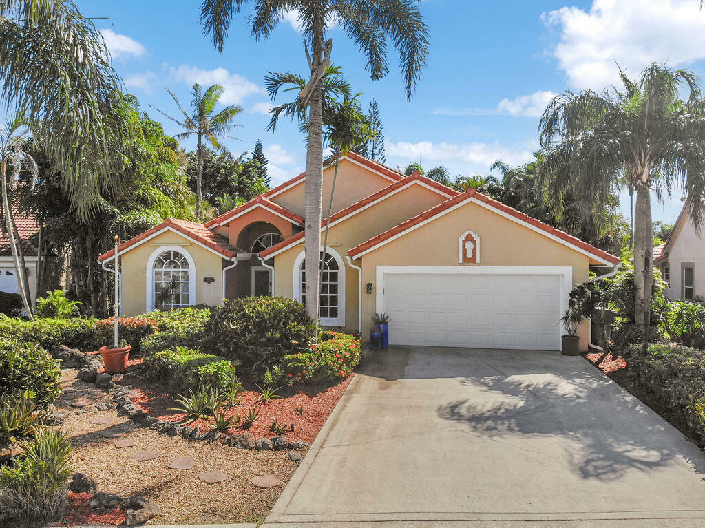 Property Photo:  1256 Lake Breeze Drive  FL 33414 