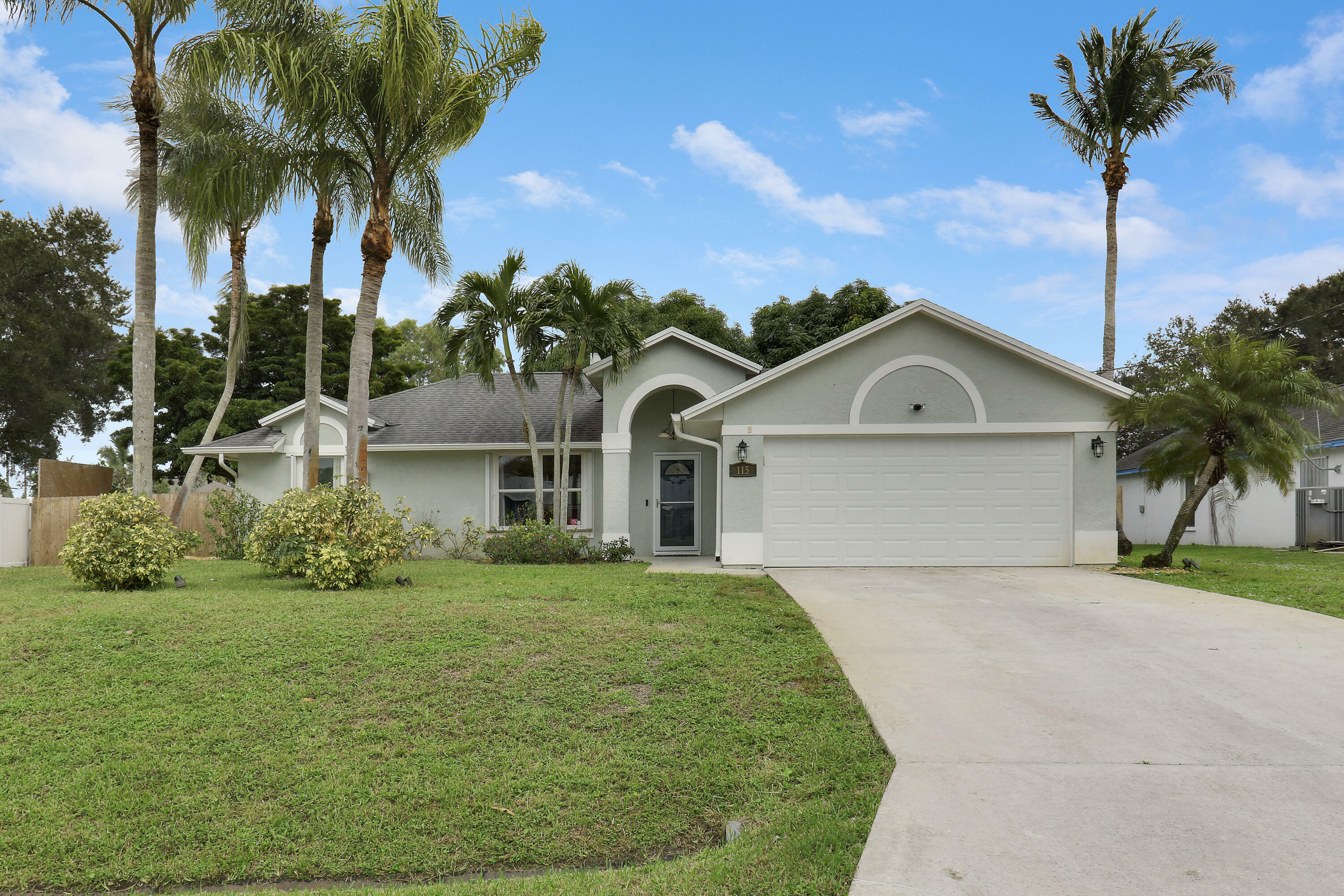 115 SW Bedford Road  Port Saint Lucie FL 34953 photo