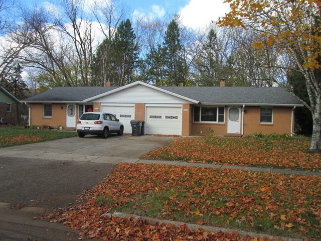 2553 Demorrow Circle  Stevensville Vlg MI 49127 photo