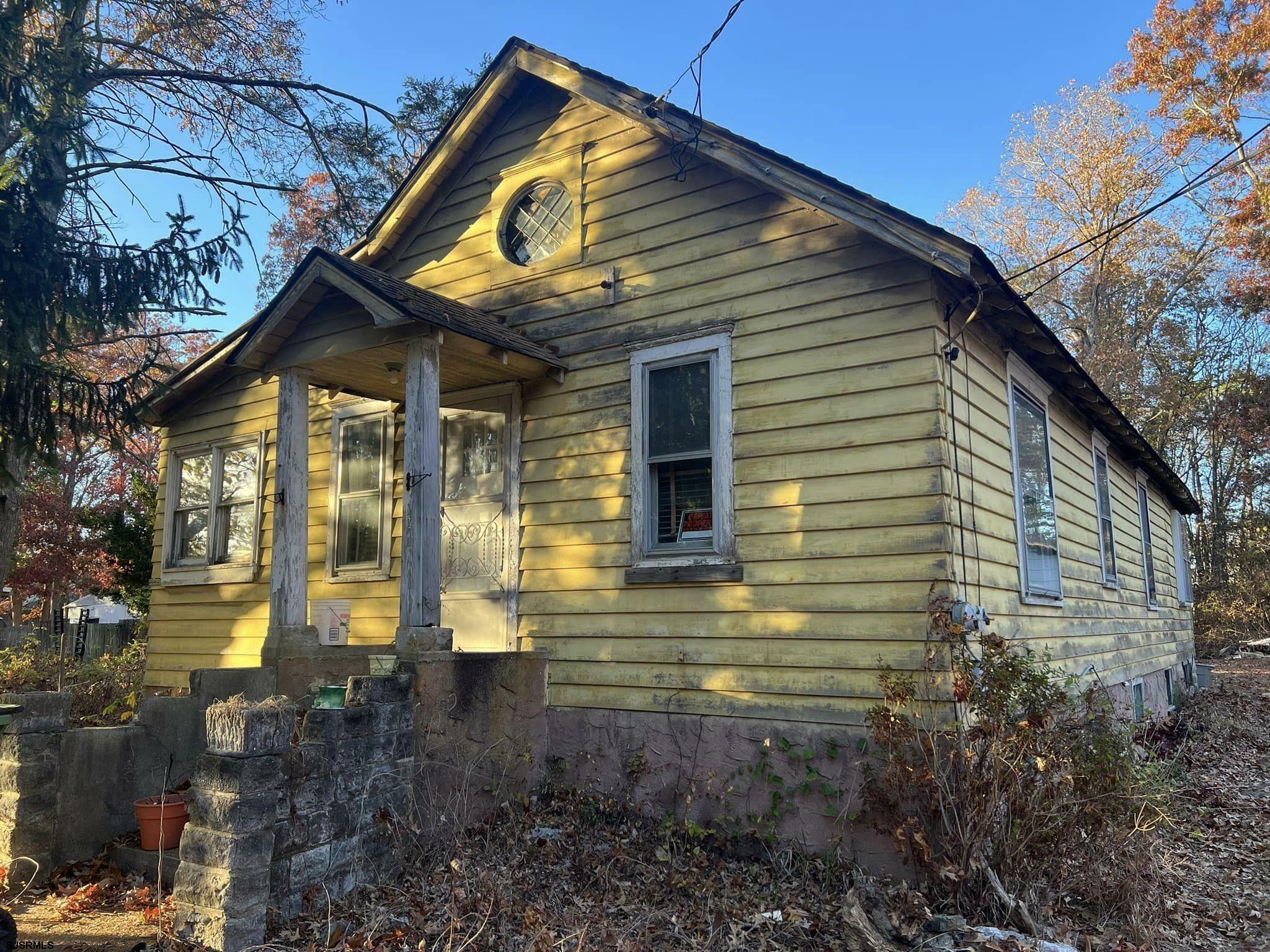 Property Photo:  10 Idlewood Ave  NJ 08234-1916 