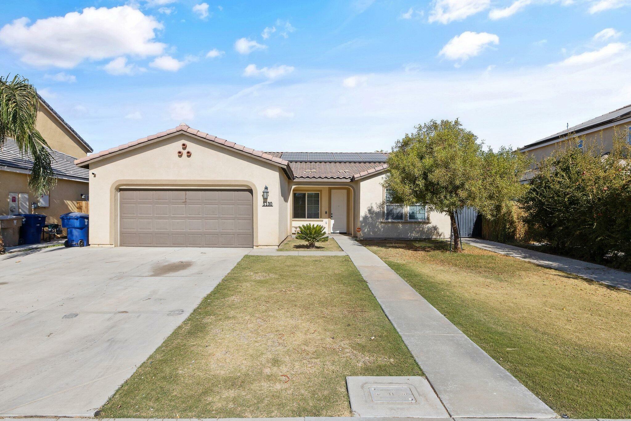 Property Photo:  5130 Blue Brook Way  CA 93313 