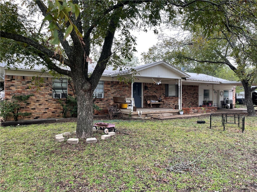 Property Photo:  133 Wayman Drive  TX 76692 