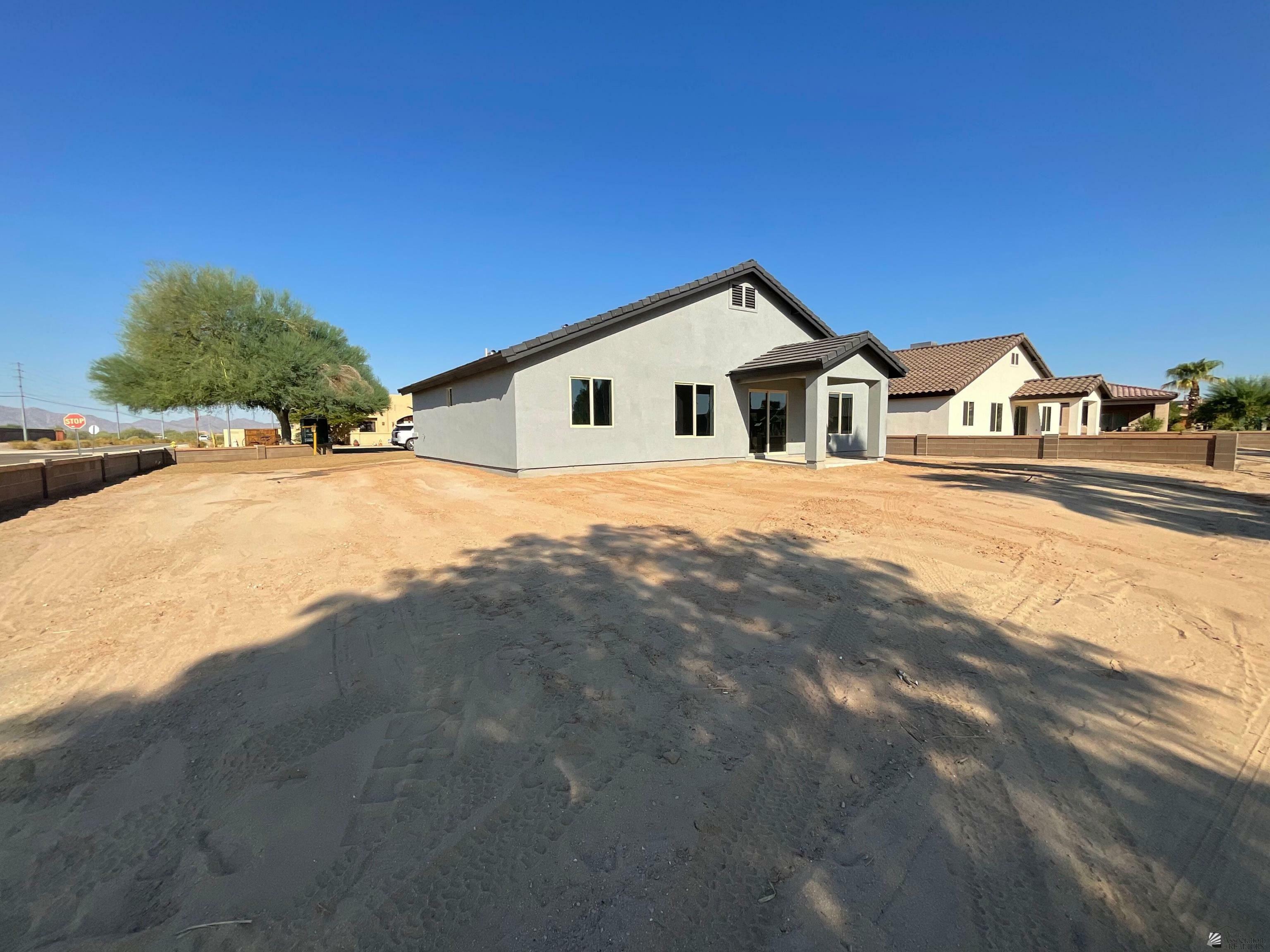 Property Photo:  28501 E Canal Ave  AZ 85356 