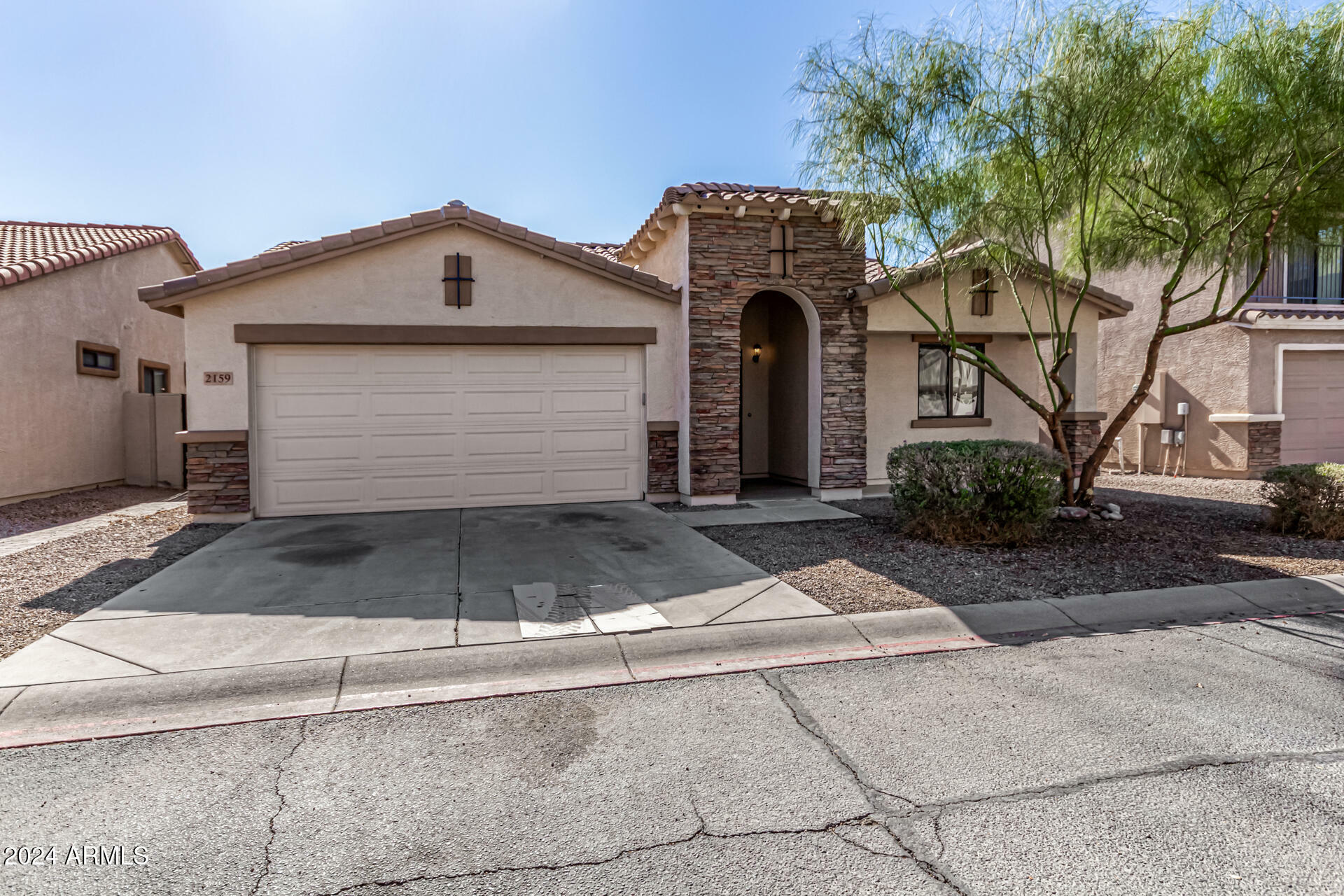 Property Photo:  2159 E 29th Avenue  AZ 85119 