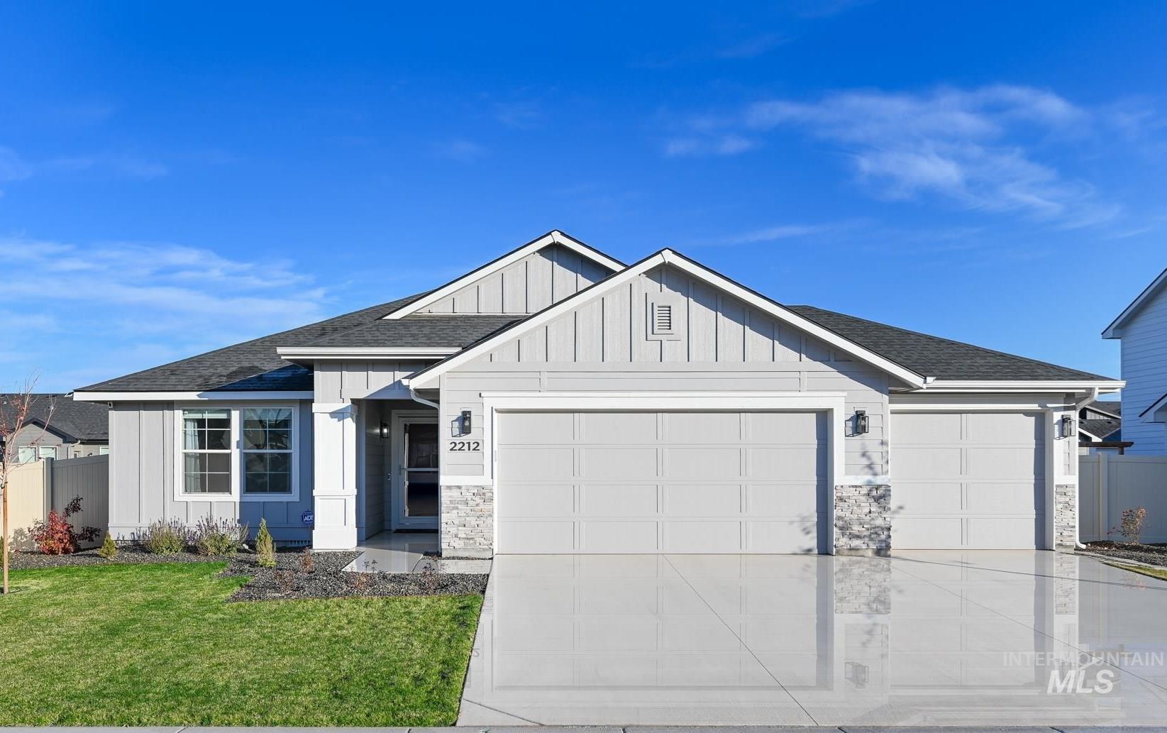 Property Photo: 2212 W Minerva St. ID 83634