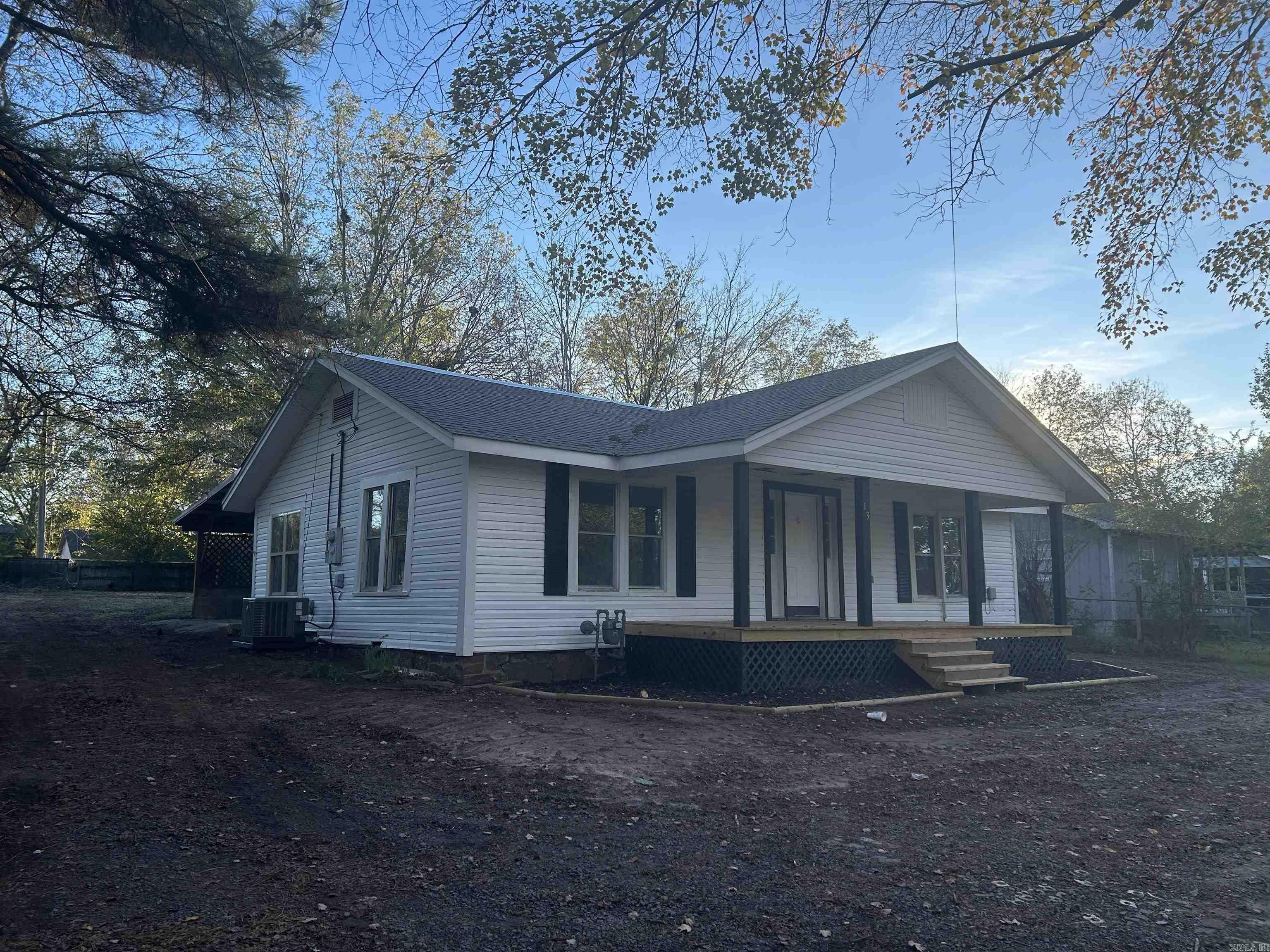 Property Photo:  13 E Main Street  AR 72058 