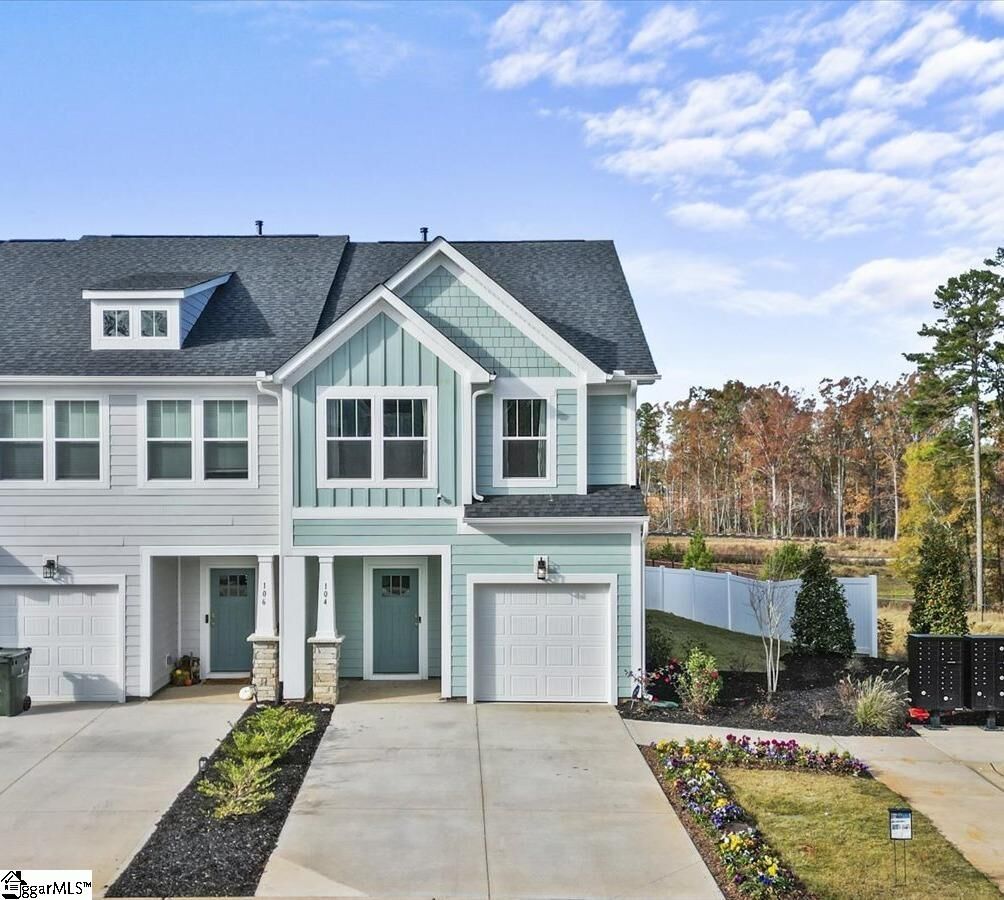 Property Photo:  104 Cobden Court  SC 29681 