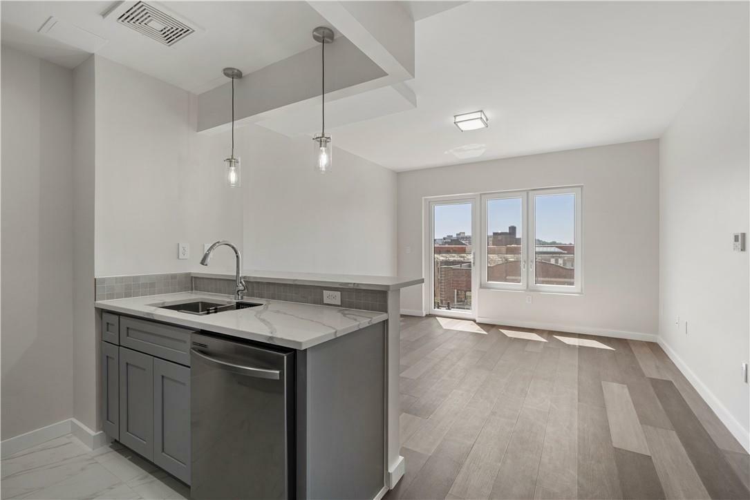 Property Photo:  112 Seaman Avenue 6D  NY 10034 