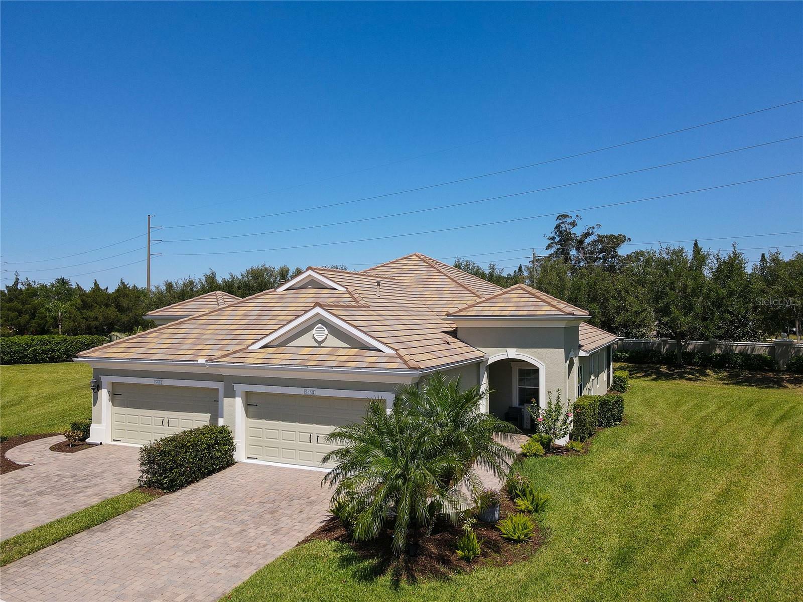 Property Photo:  5450 Fairfield Boulevard  FL 34203 