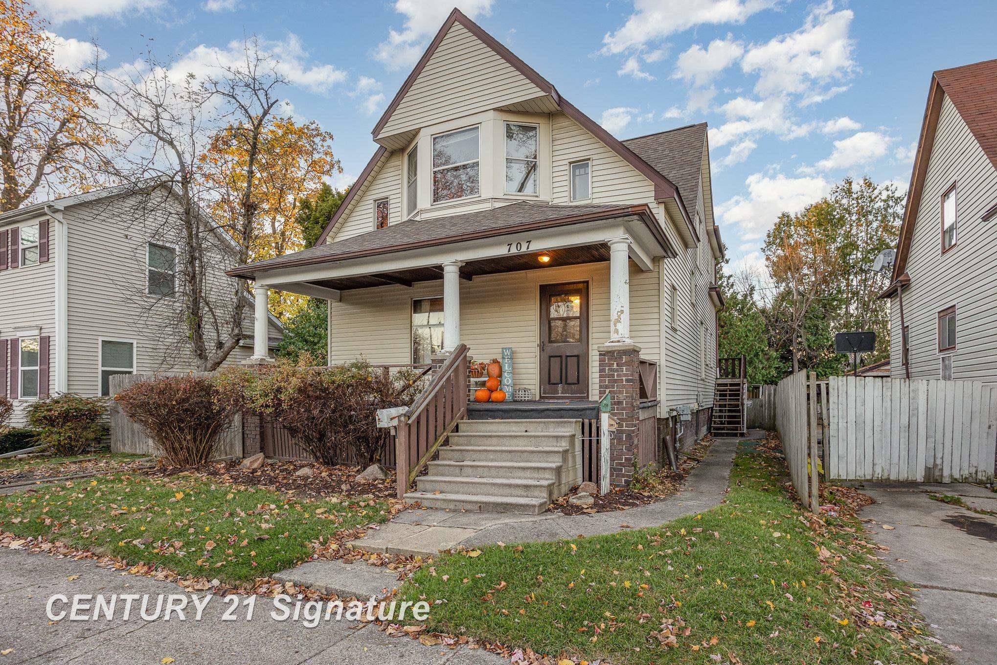 Property Photo:  707 N Porter Street  MI 48602 