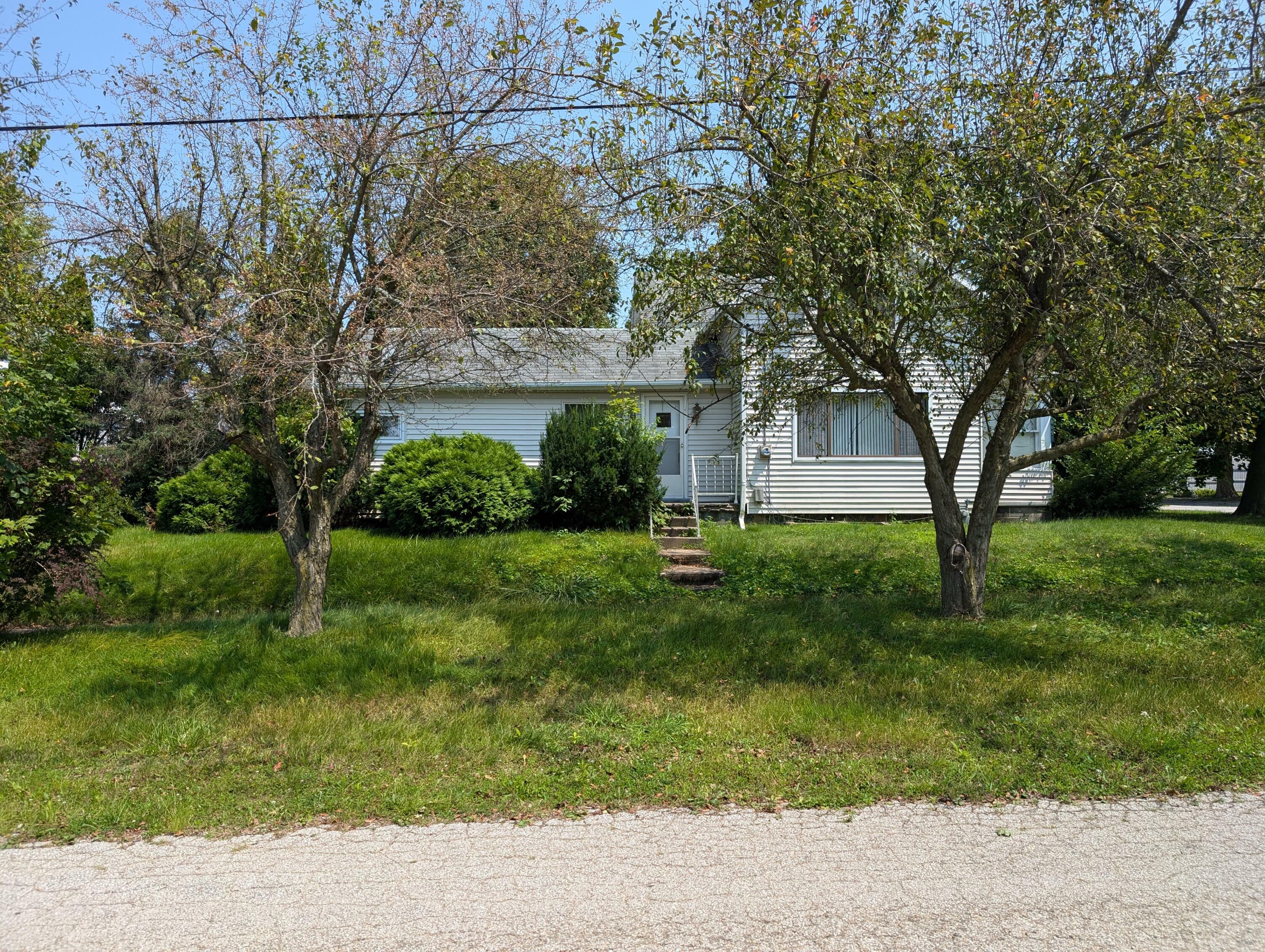 Property Photo: 6651 Berrien Street E MI 49111