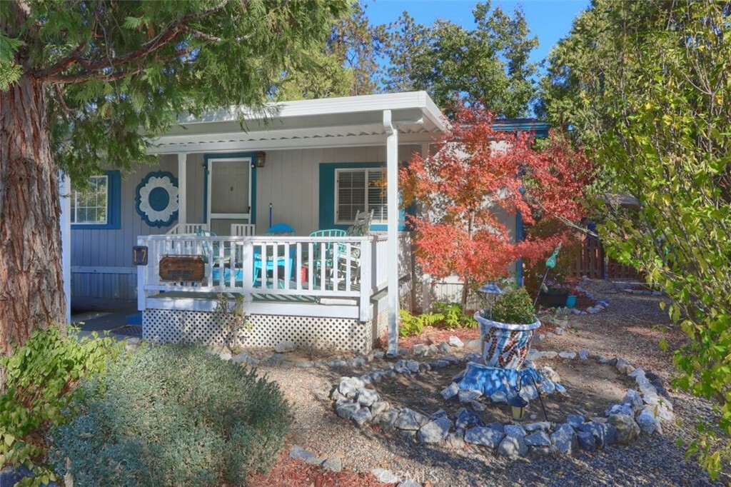 Property Photo:  41941 Road 222 17  CA 93644 