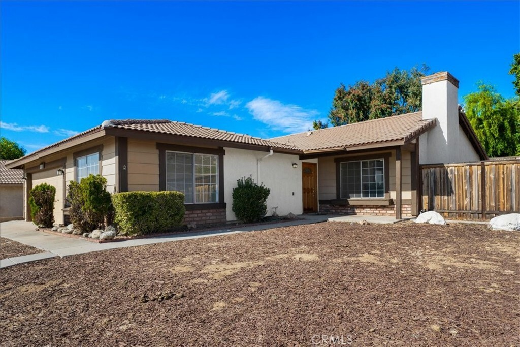 Property Photo:  24856 Sunday Drive  CA 92557 