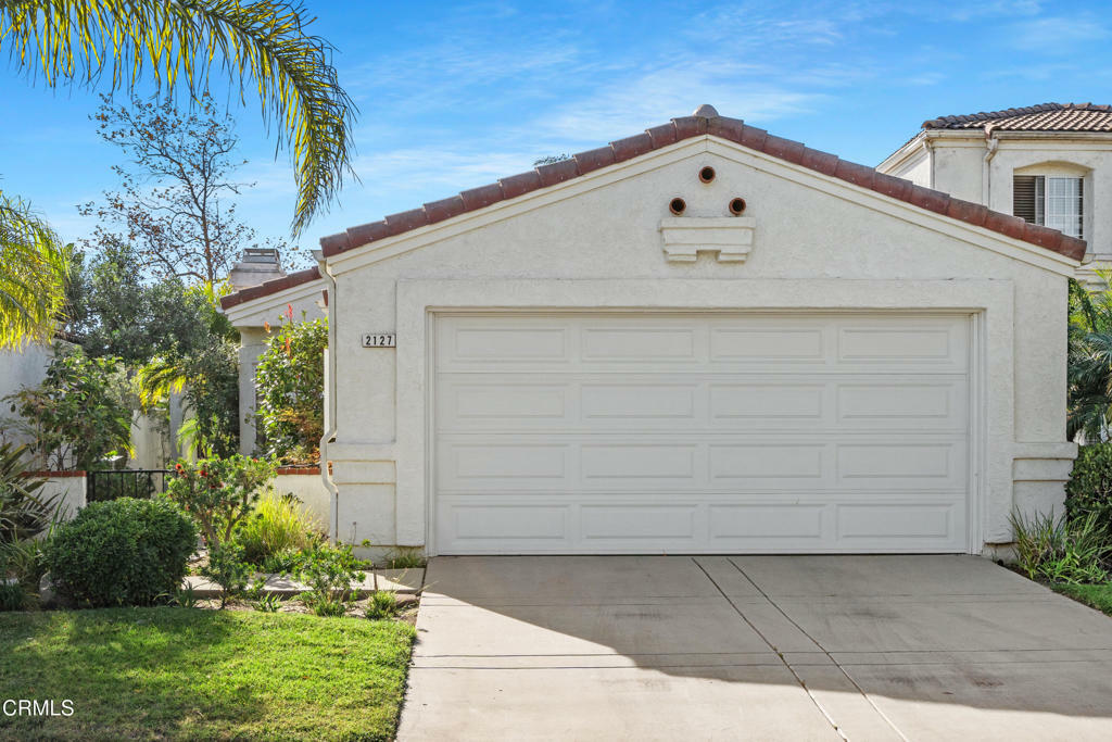 Property Photo:  2127 Bermuda Dunes Place  CA 93036 