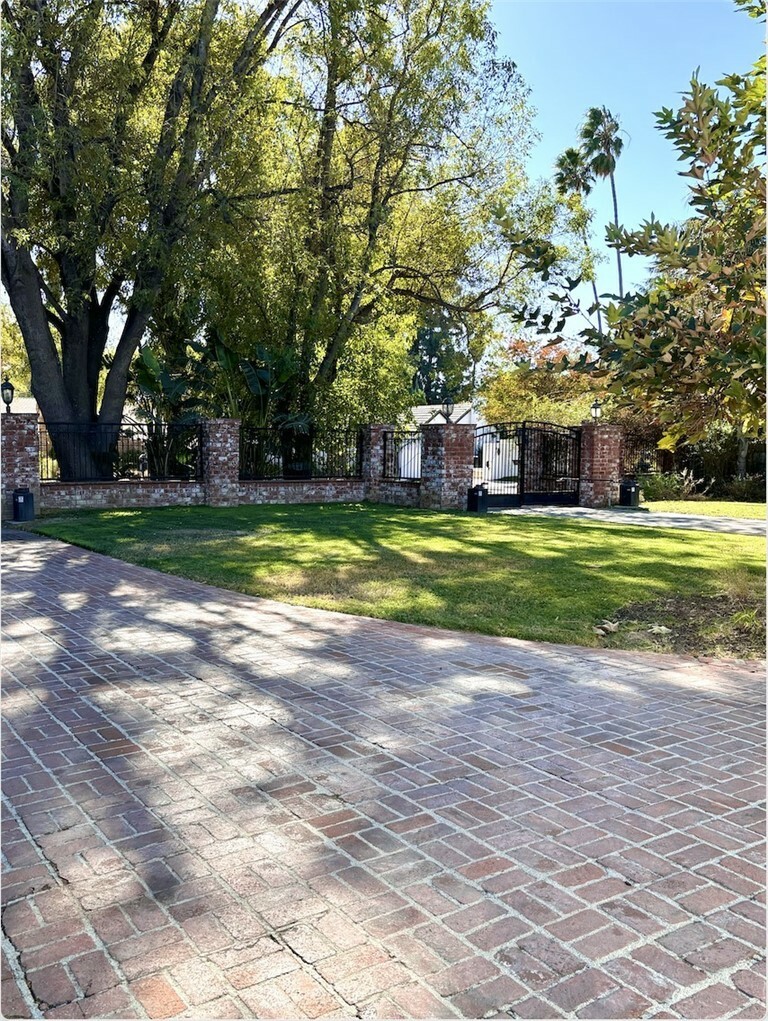 17211 Gresham Street  Sherwood Forest CA 91325 photo