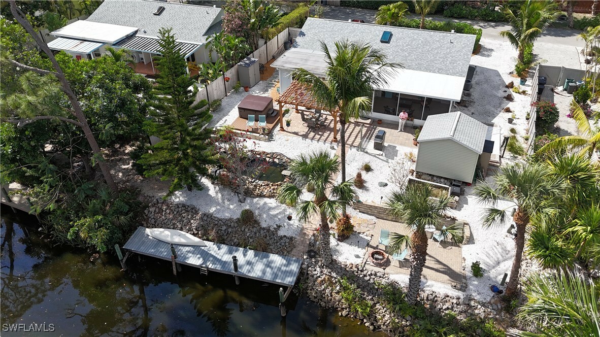 Property Photo:  27211 Sun Aqua Lane  FL 34135 