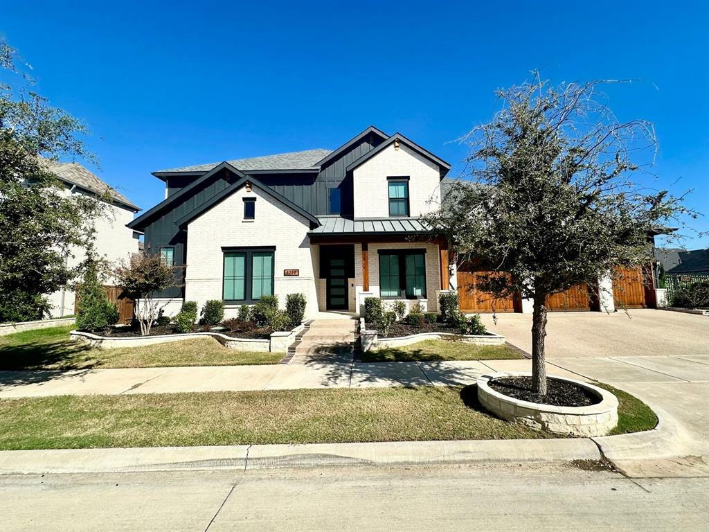 Property Photo:  1719 Silver Marten Trail  TX 76005 