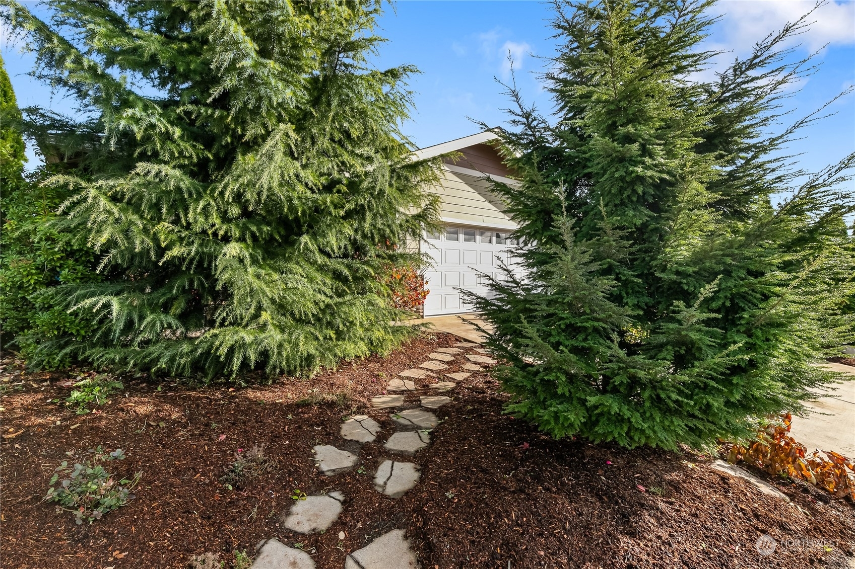 Property Photo:  4970 Sunset Park Place  WA 98248 