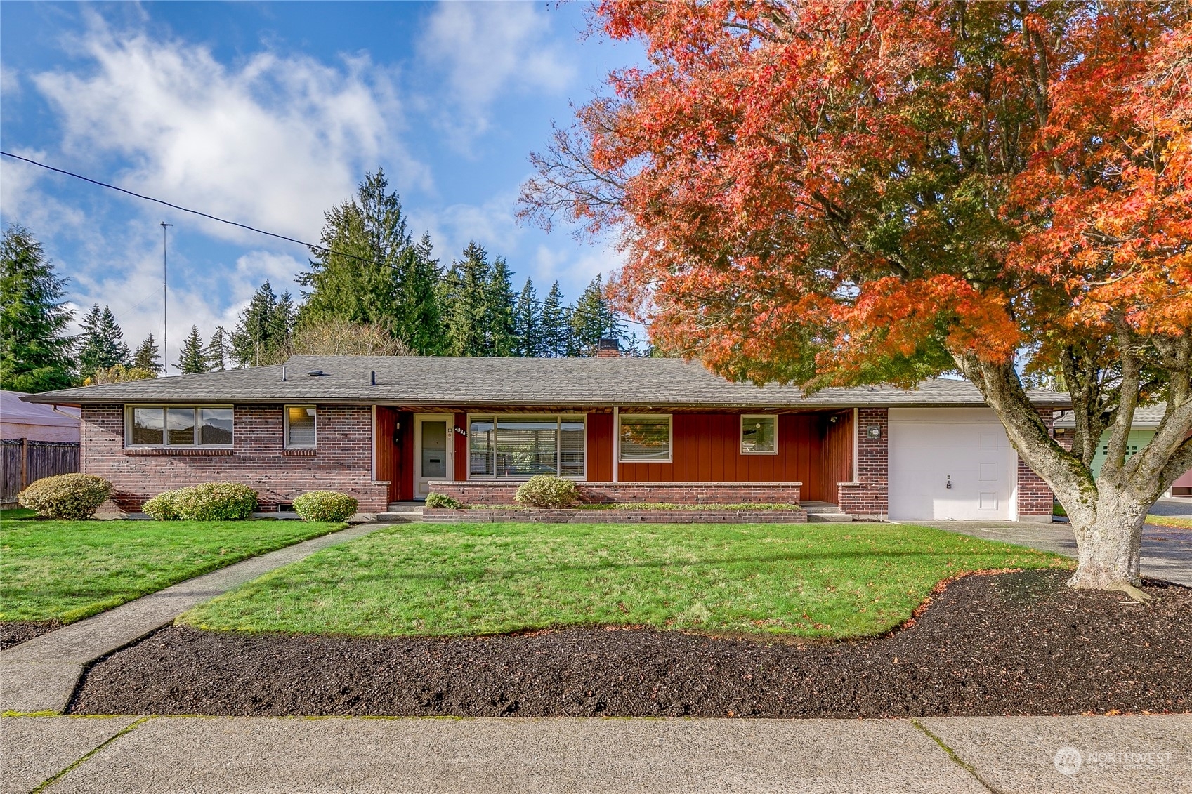 4824 Alger Avenue  Everett WA 98203 photo