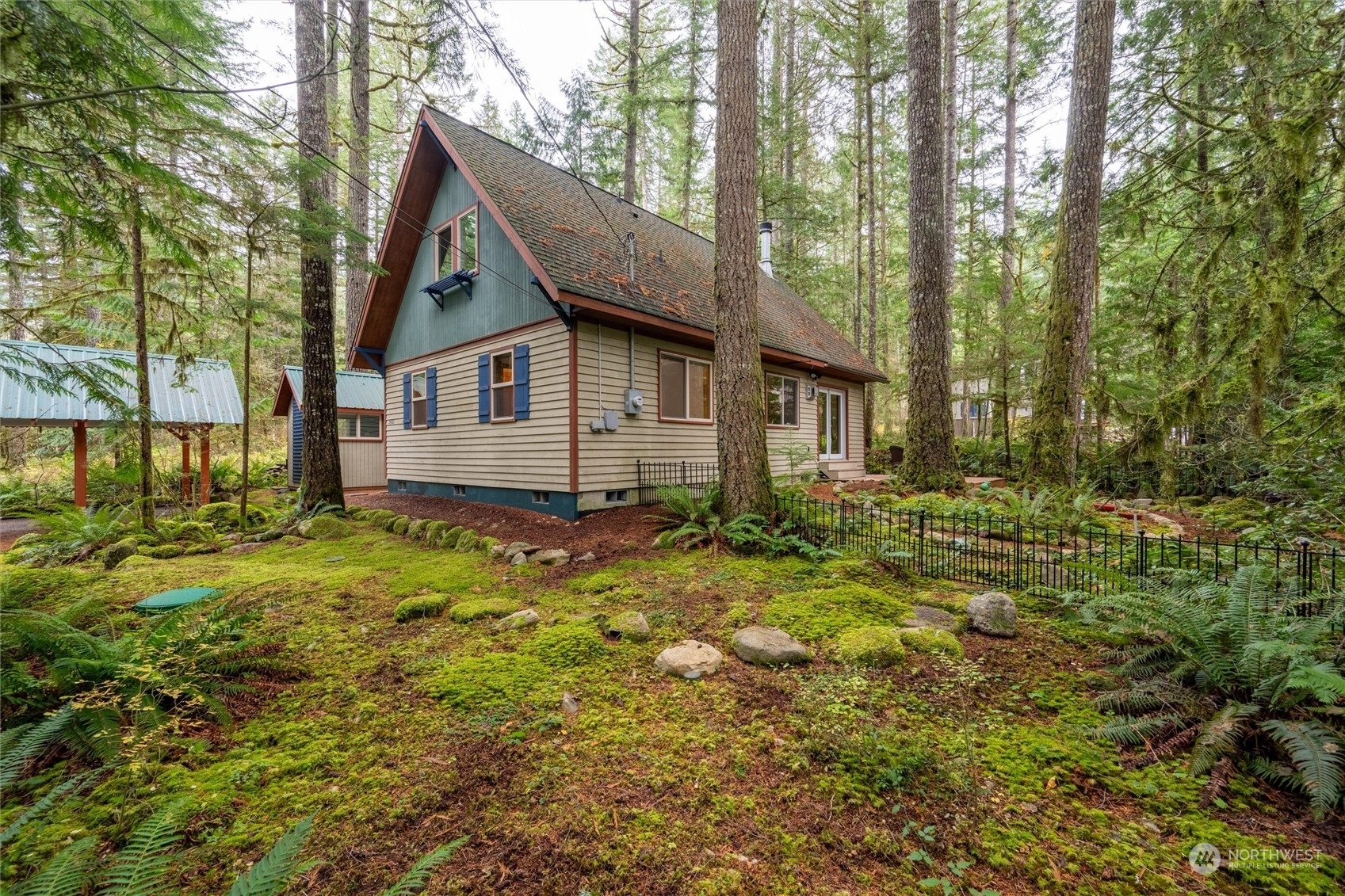 Property Photo:  7480  Glacier Springs Drive  WA 98244 