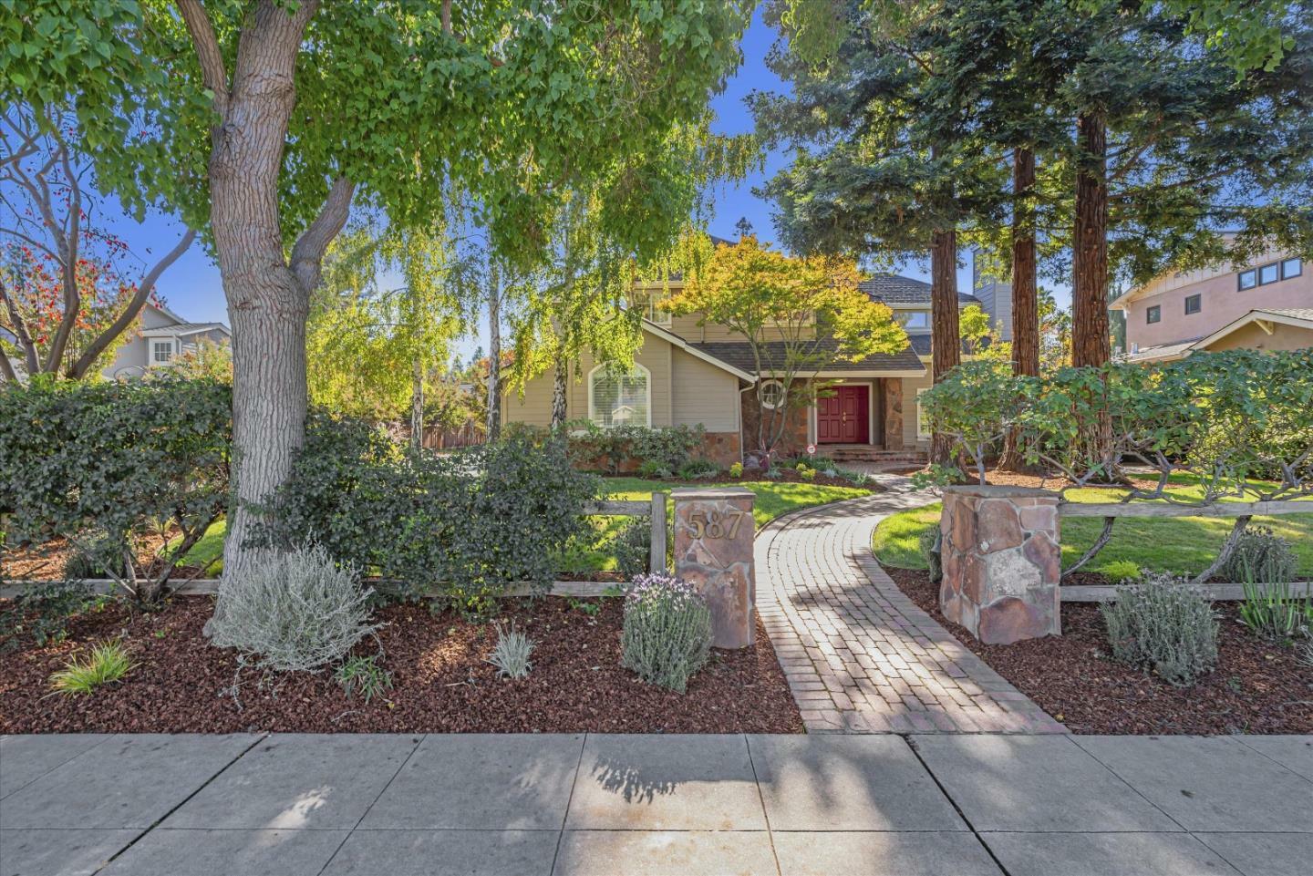 Property Photo:  587 Sleeper Avenue  CA 94040 