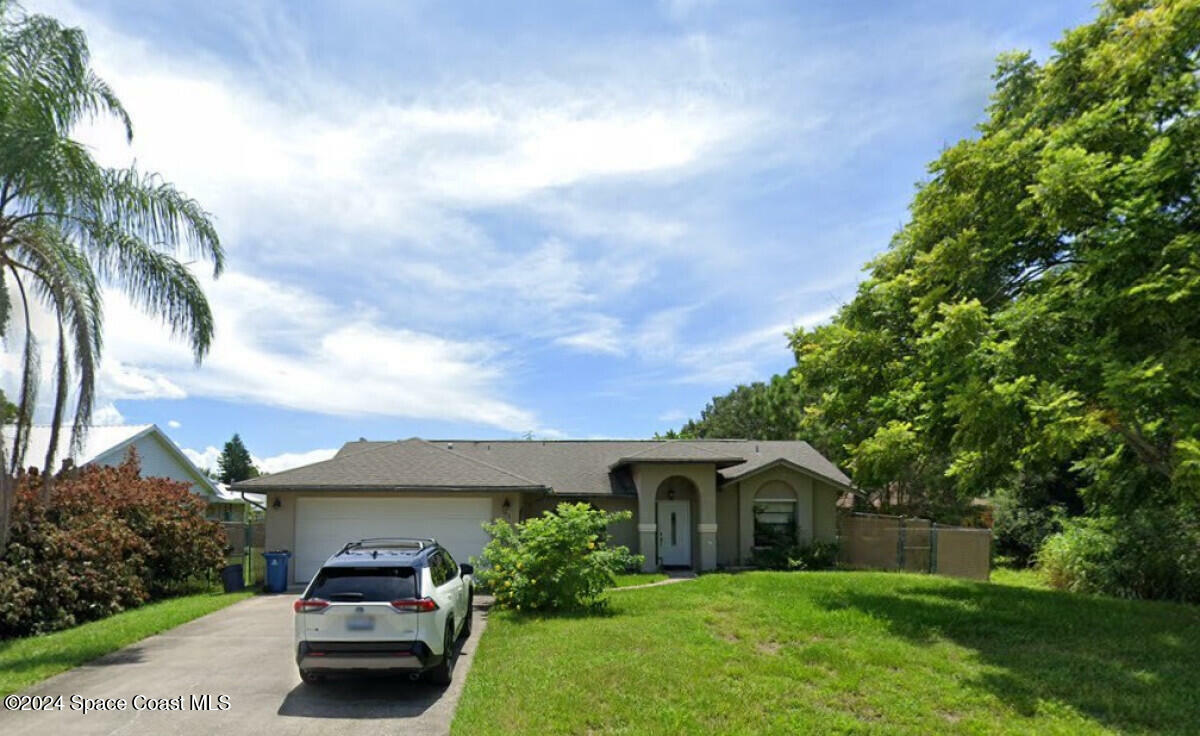 Property Photo: 1812 Cyclone Street NW FL 32907
