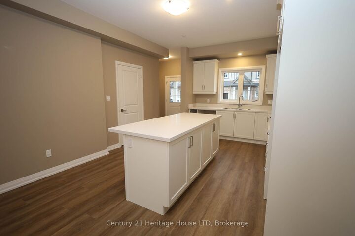 Property Photo: 397 Garrison Road 15 ON L2A 1N1