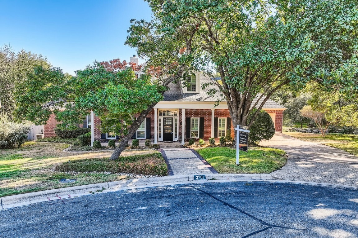 Property Photo:  3701 Moon Lark Court  TX 78746 